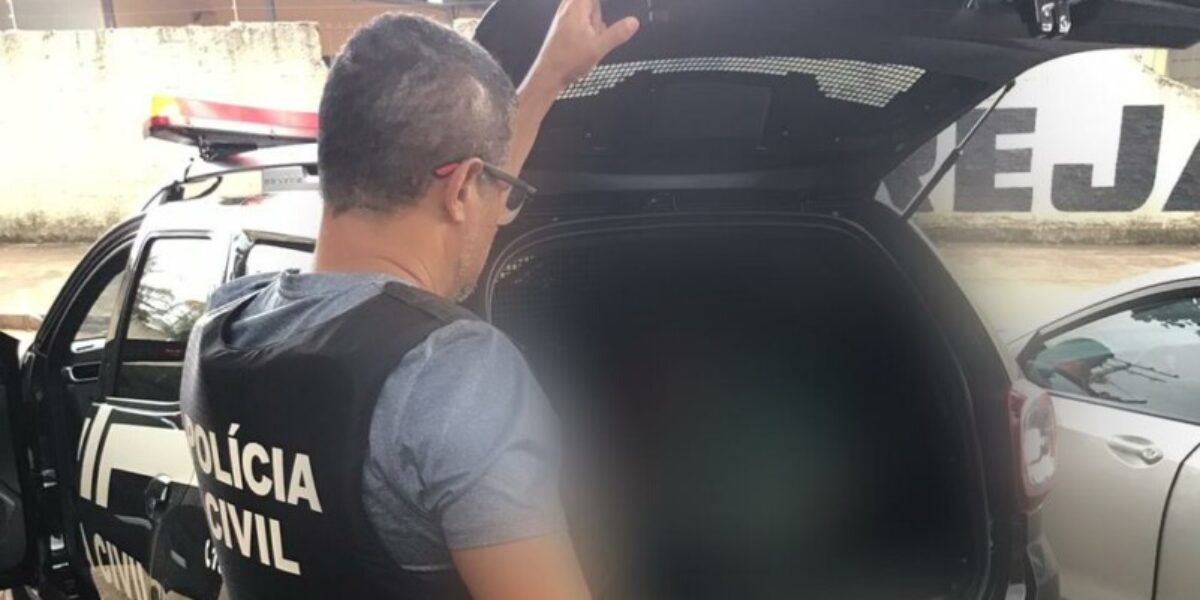 Polícia Civil prende homem que abordou ex no ponto de ônibus, com faca em seu pescoço, quebrou seu celular, e fugiu com o filho do casal