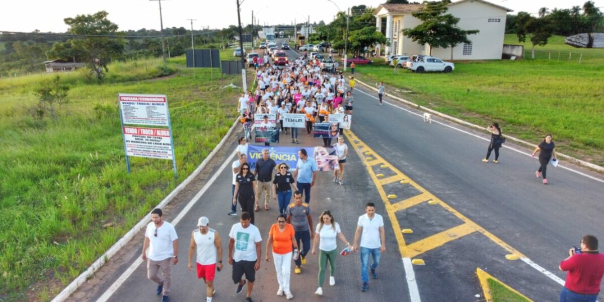 Polícia Civil participa de caminhada contra a violência doméstica em Três Ranchos