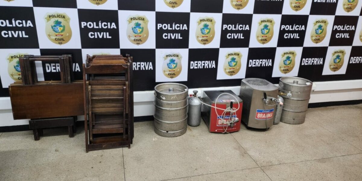PC prende funcionário e mais três pessoas por furtar empresa de choop e vender maquinários