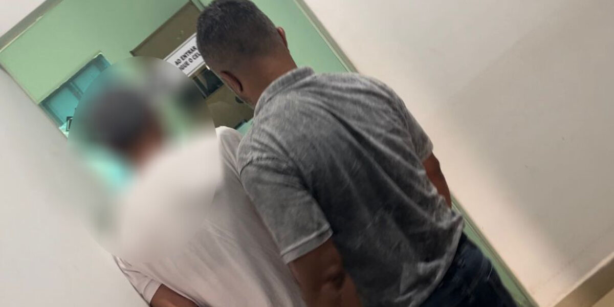 Homem que esfaqueou vítima que lhe negou cerveja é preso em Goianira