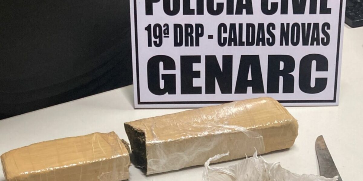 PCGO apreende dois tabletes de maconha em matagal de Caldas Novas
