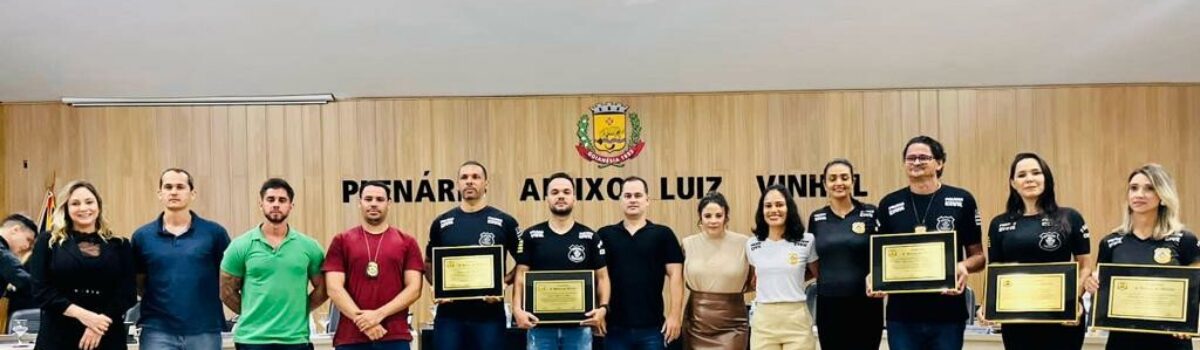Policiais de Goianésia são homenageados na Câmara