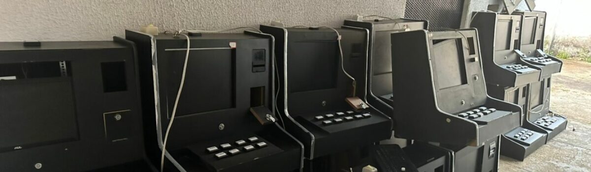 PC apreende 18 caça-níqueis em residência no Jardim América, Goiânia