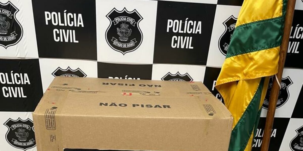 Casal de Minas Gerais é preso por estelionato praticado na compra de roupas, em Itumbiara