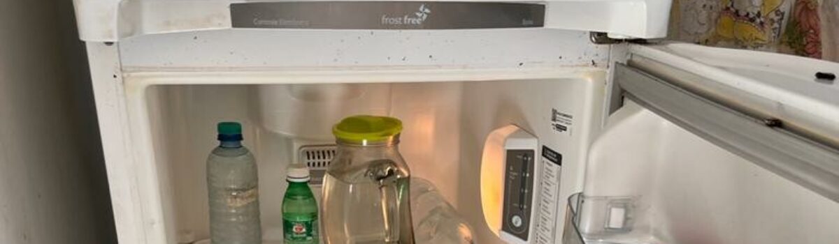 Idosa é encontrada em situação de cárcere privado e abandono em Valparaíso