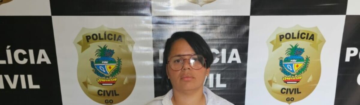 PC prende mulher que usou falso crachá bancário para furtar idoso