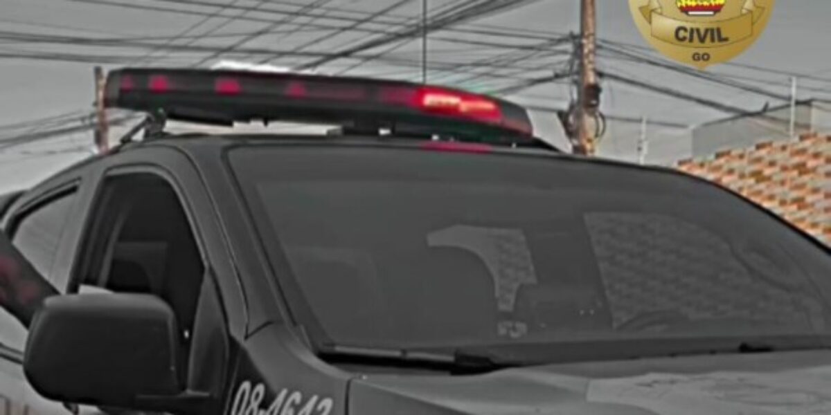 Mulher é presa por tráfico de drogas em Águas Lindas