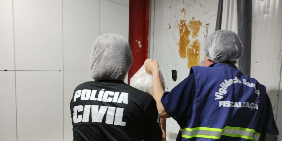 Operação Olho Vivo: PCGO e Vigilância Sanitária apreendem 250 quilos de produto impróprio para o consumo