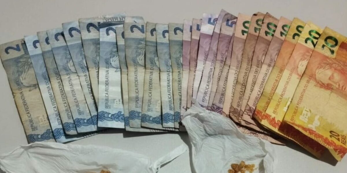 Menor é apreendido em Uruaçu com pedras de crack e dinheiro de tráfico