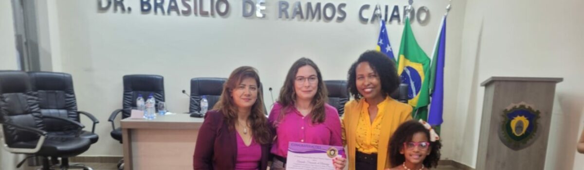 Policiais civis da Deam são homenageados na Câmara Municipal de Goiás