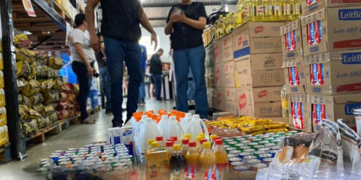 PCGO e Procon realizam ação de fiscalização em supermercados de Jaraguá