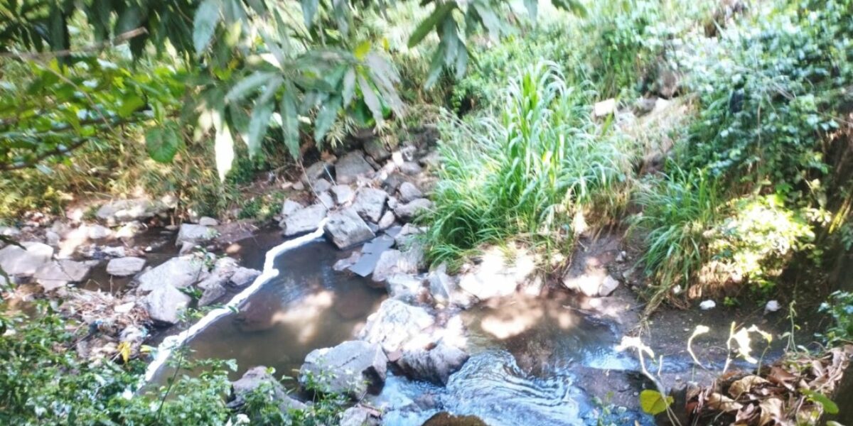 Polícia Civil investiga acidente com derramamento de óleo no córrego Palmito