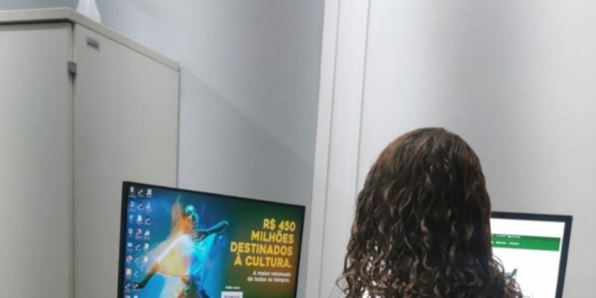 Delegacia-Geral da PCGO equipa Decar com novos computadores