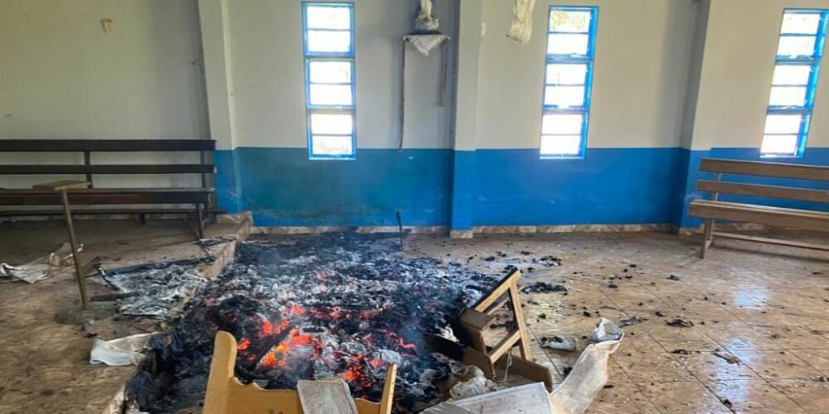 PCGO prende homem que ateou fogo em igreja de Piracanjuba