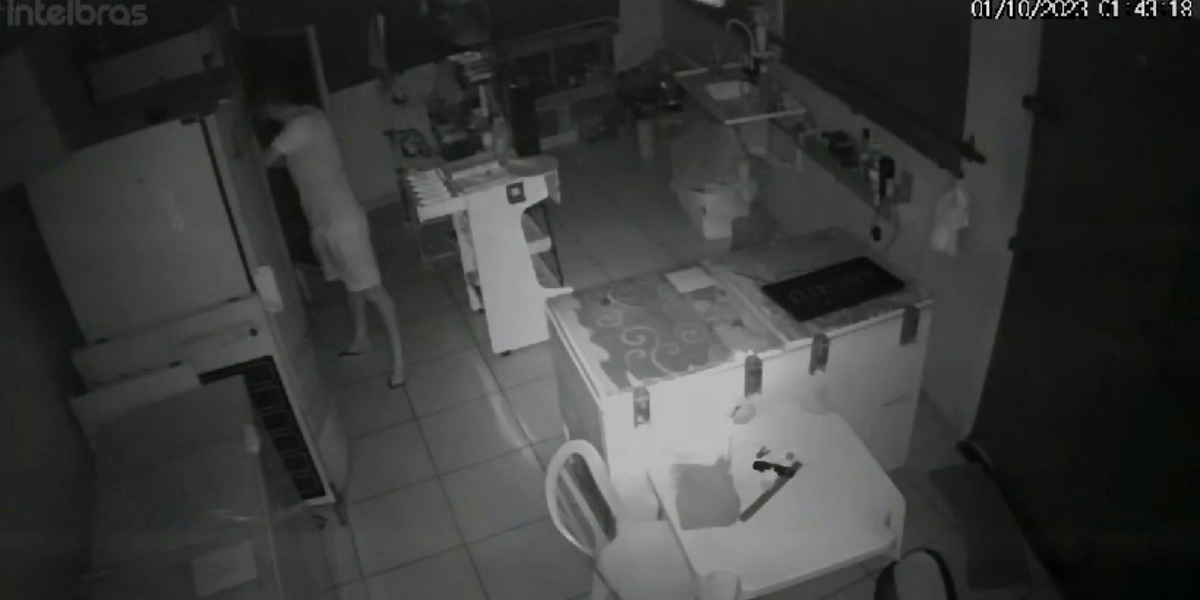 Homem é preso por furtar bebidas em distribuidora duas vezes na mesma noite