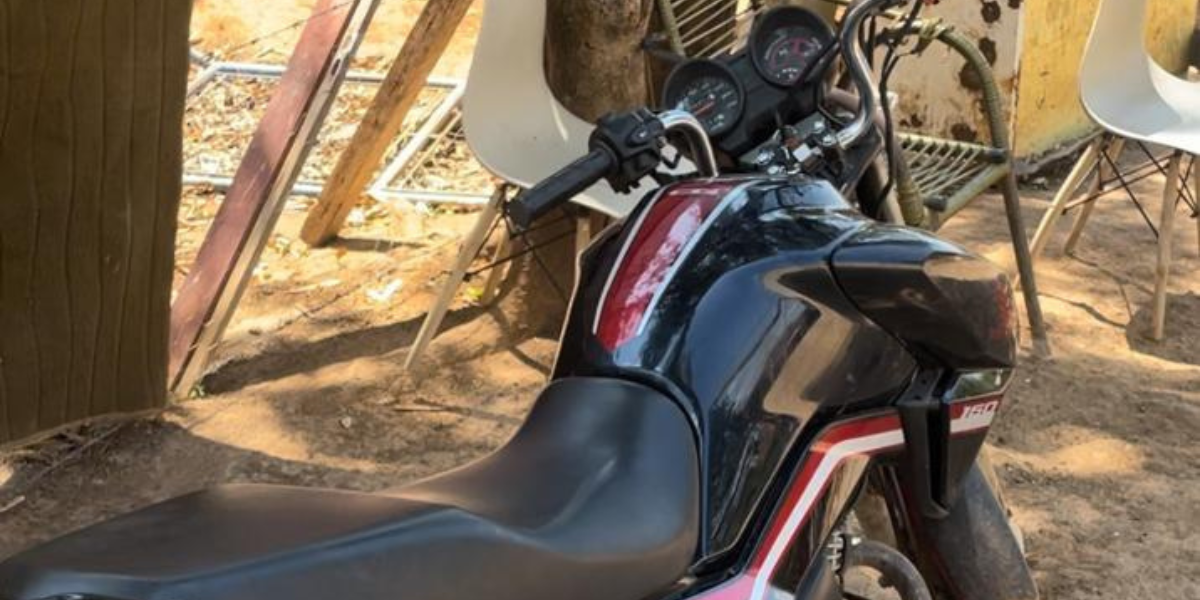 PCGO recupera moto furtada e prende suspeito de receptação, em Guapó