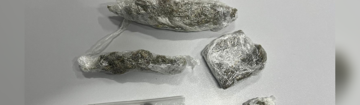 Dupla é presa em flagrante por tráfico de supermaconha