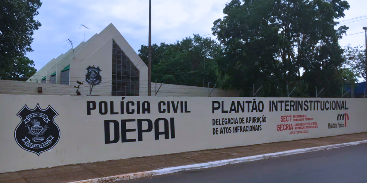 Dois adolescentes são apreendidos pelos atos infracionais de roubo qualificado e lesão corporal