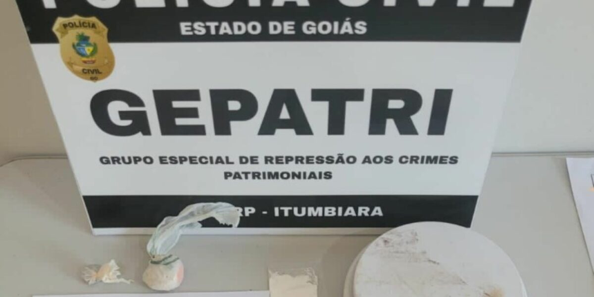 Menor infrator é flagrado armazenando porções de drogas em Itumbiara