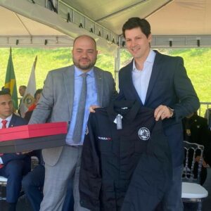 Governador visita ESPC para acompanhar Curso de Formação e entrega R$ 12,9 mi em equipamentos