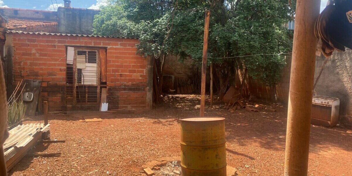 Mulher é presa por injúria e ameaça em desfavor da mãe, uma idosa de 88 anos