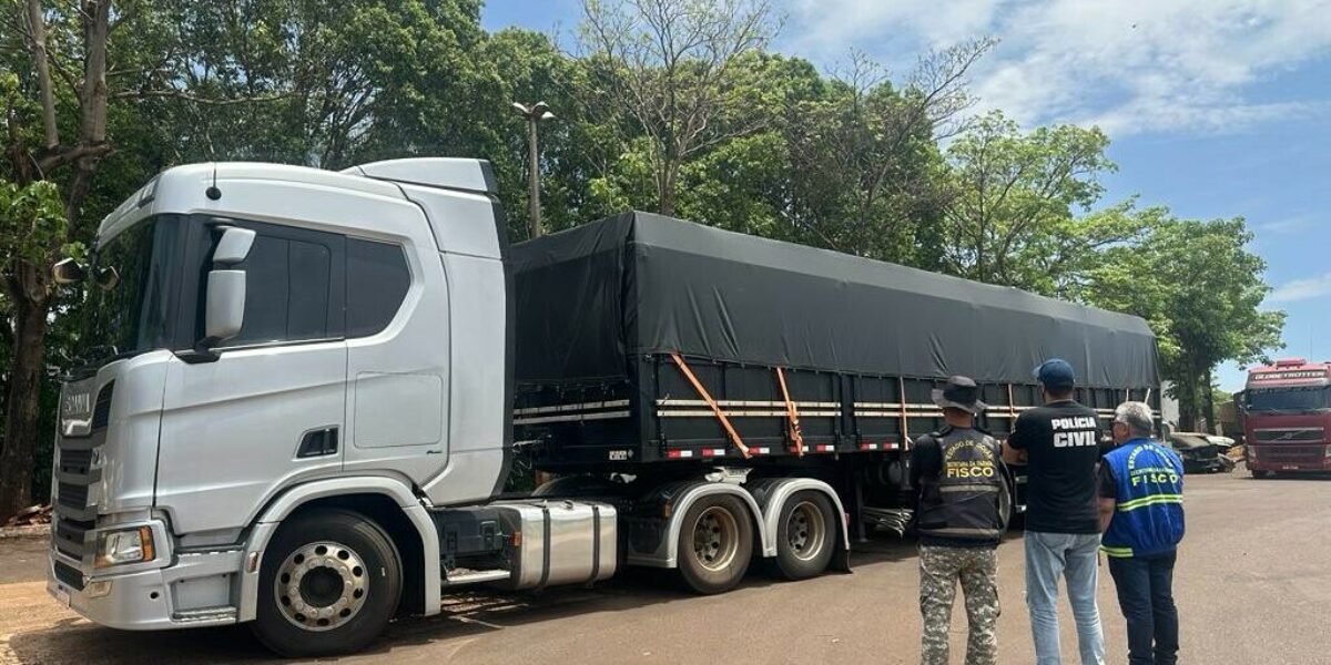 PCGO apreende, em Itumbiara, carga de bebidas com irregularidades fiscais