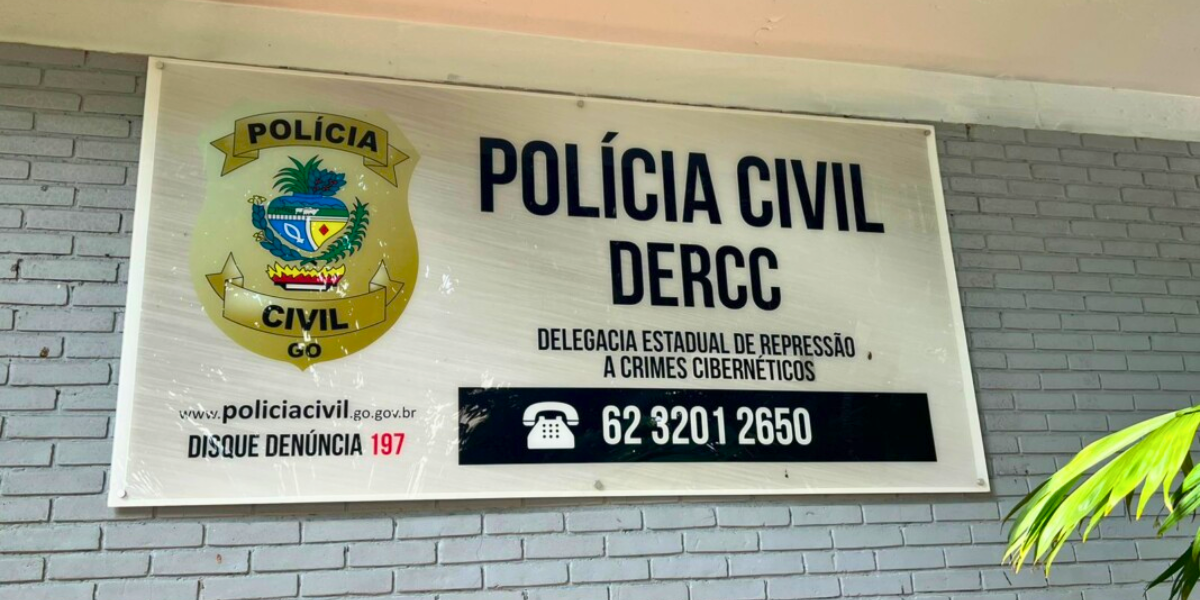 Homem é preso em flagrante por roubo ocorrido em prédio ao lado de delegacia