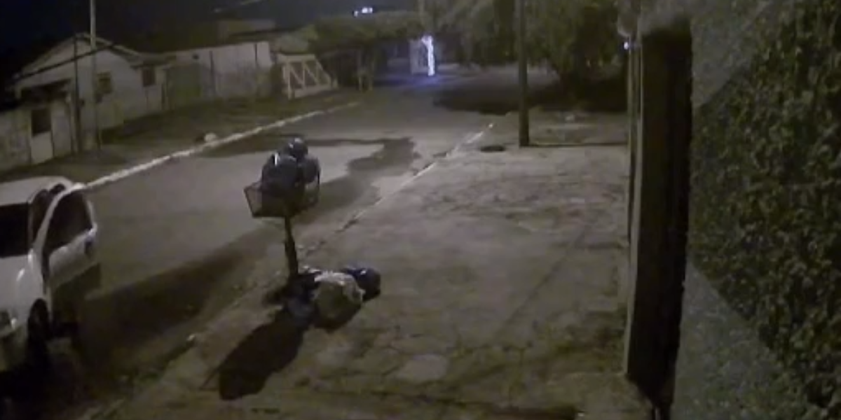 Ex-funcionário e estrangeiro são presos por furto qualificado e receptação de carro