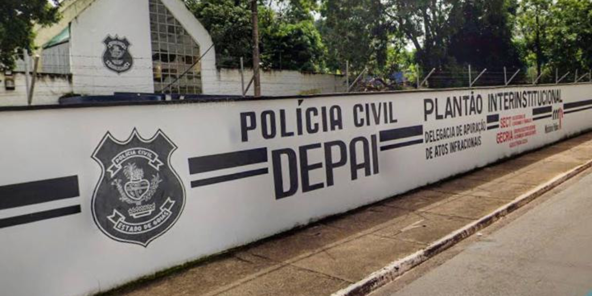 Adolescente é apreendida por agredir a mãe deficiente visual