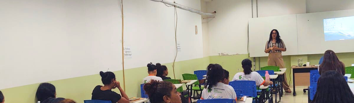 Violência contra a mulher: PCGO participa de podcast e realiza palestra