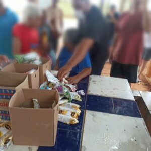 DP faz visita em abrigo de idosos do Canedo e leva picolés