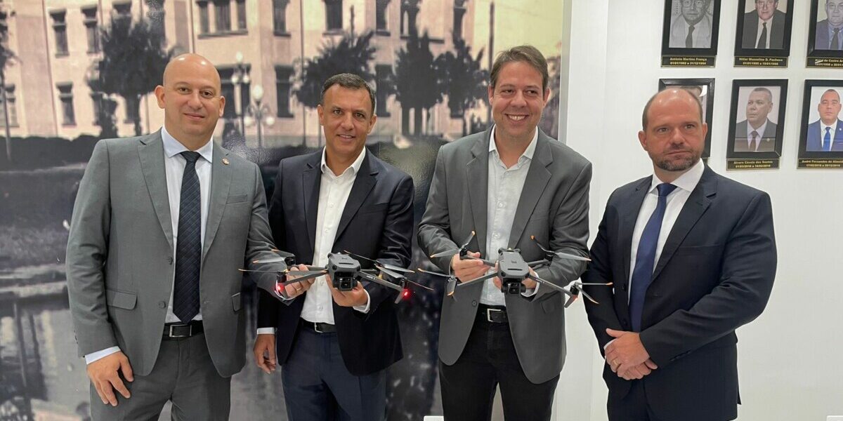 Polícia Civil recebe drones que serão usados em diligências policiais em Rio Verde