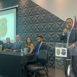 Direção da PCGO realiza reunião com regionais e especializadas