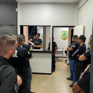 Operação cumpre buscas e sequestro em investigação de golpes em Águas Lindas