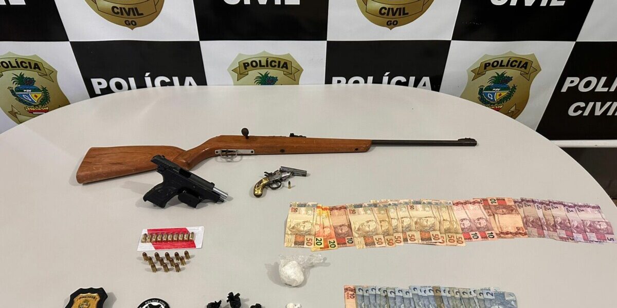 Trio é preso com diversas porções de cocaína e armas de fogo, em Niquelândia