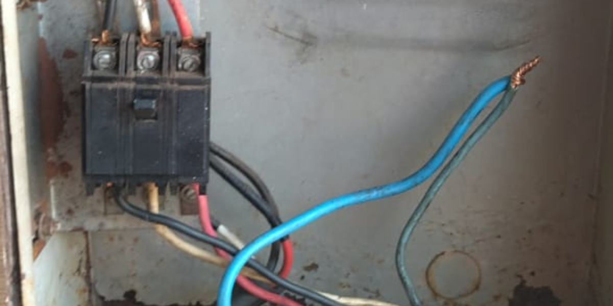 Empresário é preso por furto de energia elétrica, em Goiânia