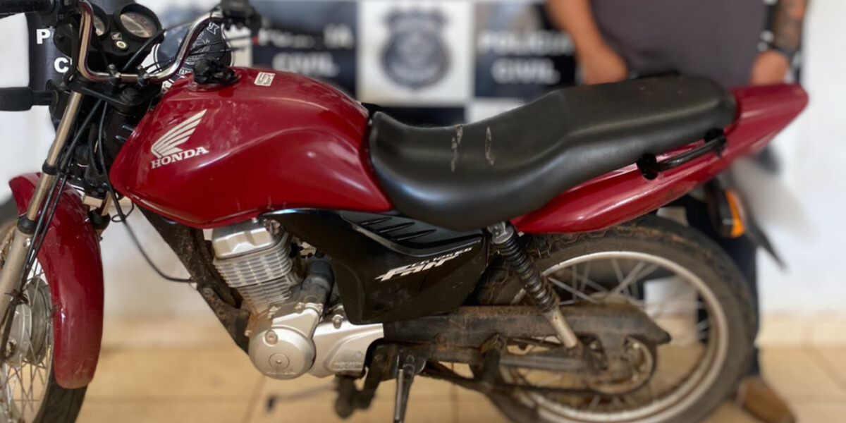 PCGO recupera moto furtada, em Guapó