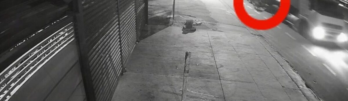 PCGO apreende caminhão envolvido em atropelamento de adolescente após “rabeira”