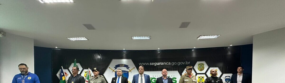 Delegado-geral participa de evento de entrega de coletes à Polícia Científica