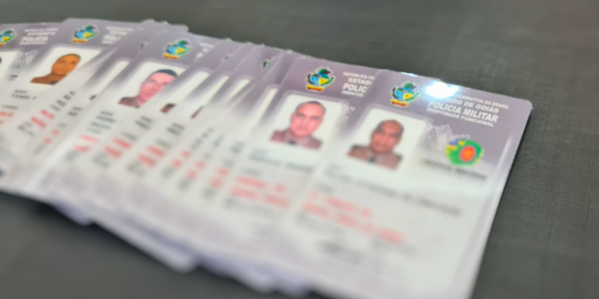 PCGO entrega 105 novos documentos de identificação funcional à PMGO