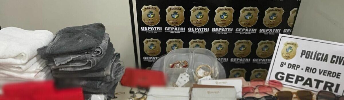 Funcionária de loja é presa em flagrante por furto a diversos objetos