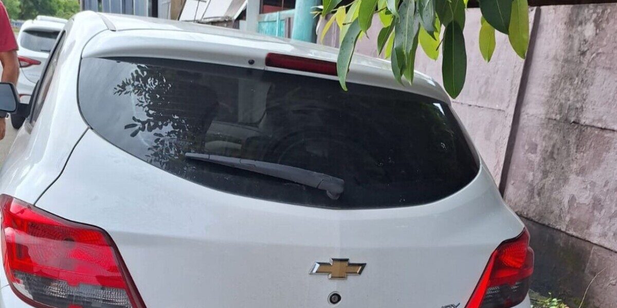 PCGO localiza carro subtraído e devolve veículo à proprietária