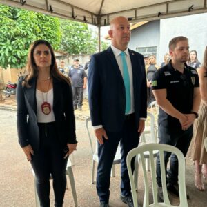 Polícia Civil inaugura sala humanizada e reforma da Delegacia de São Luís de Montes Belos