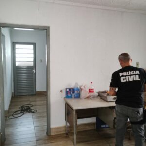 Operação flagra comércio clandestino de medicamentos controlados em Goiânia