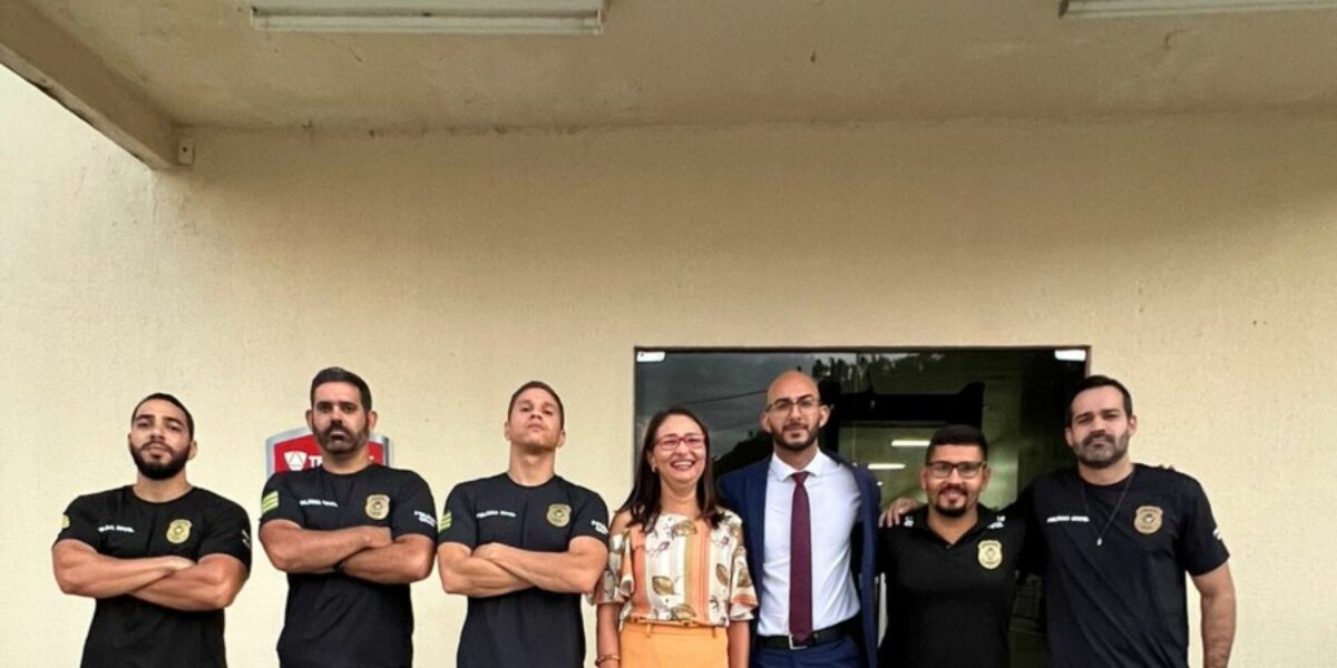 Nova equipe da Delegacia de Cavalcante faz reunião de trabalho com Ministério Público