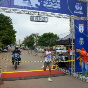 Mais de dois mil inscritos participam da 3ª Corrida da Polícia Civil em Formosa