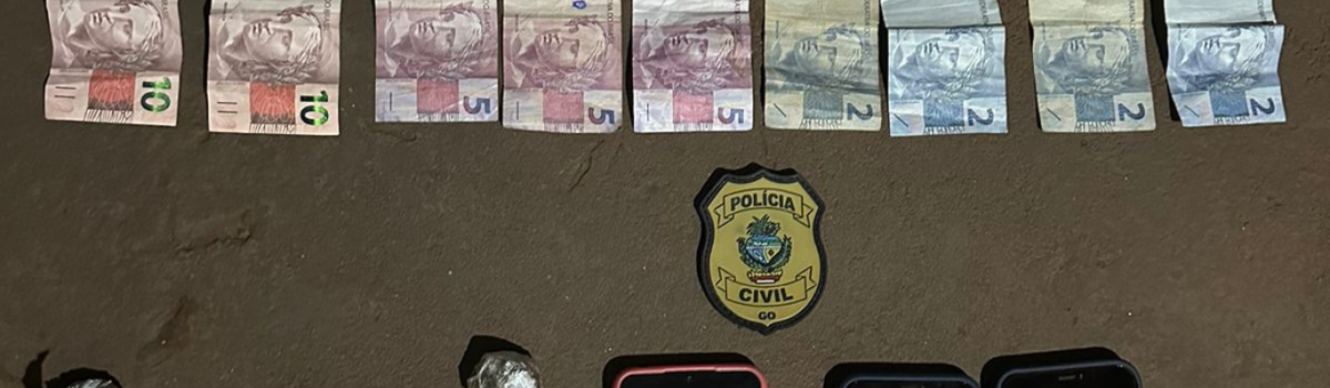 Mulher é presa por tráfico de drogas e corrupção de menores