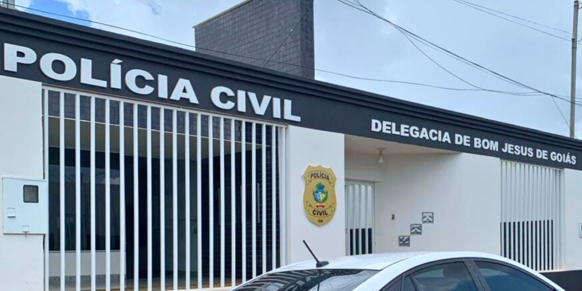 Homem é preso em flagrante por descumprir medidas protetivas e subtrair carro de ex