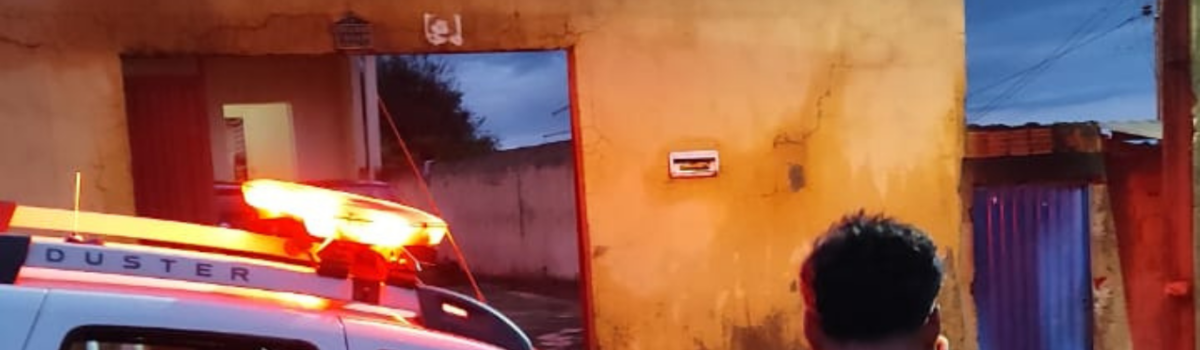 Trio é preso por perseguir homem, invadir a casa dele e atirar contra a sua família para intimidá-la