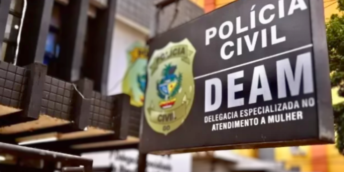 Homem é preso, em flagrante, por perseguir mulher que conheceu em grupo de mensagens